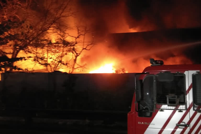 Major Fire in Vatva Industrial Area of Ahmedabad