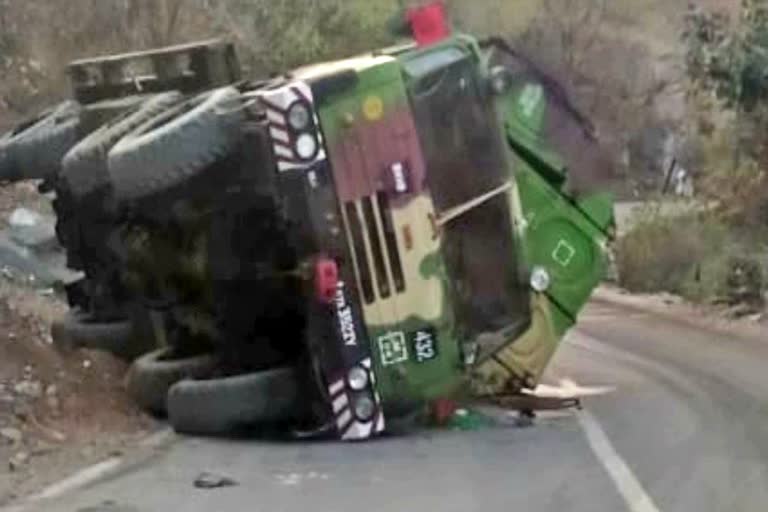 Army truck overturns in Pali,  Army truck overturns in Rajasthan
