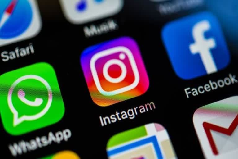 Whatsapp, instagram and facebook server down together