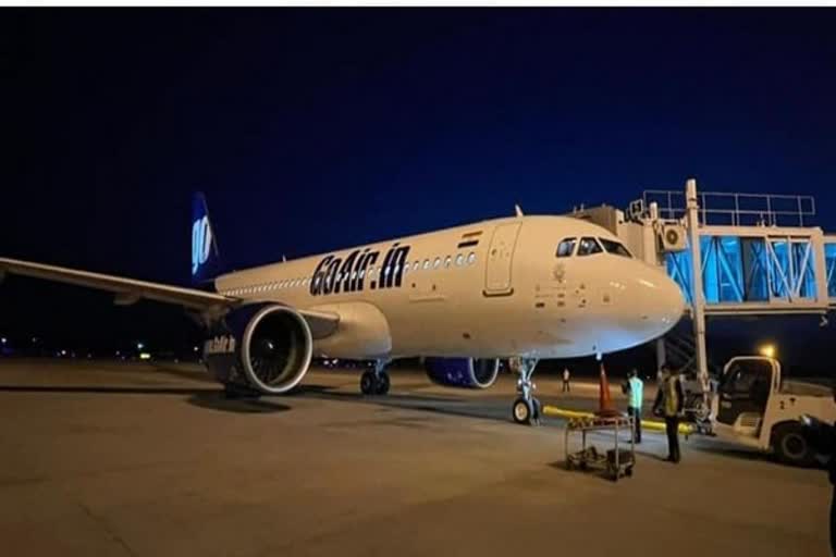 first night flight started from srinagar airport