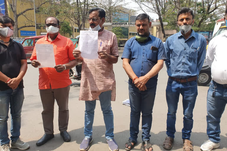 bjm submitted  memorandum to dc regarding water supply problem in jamshedpur