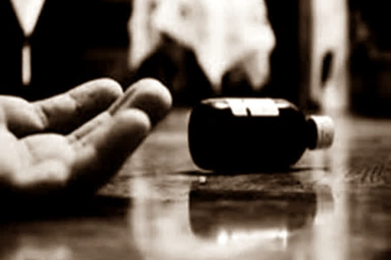 Youth commits suicide after losing smartphone