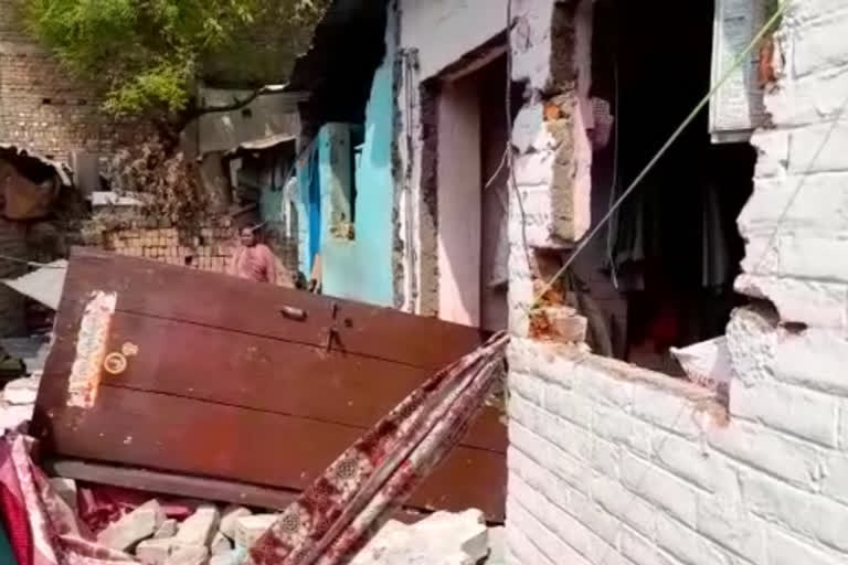 House demolition