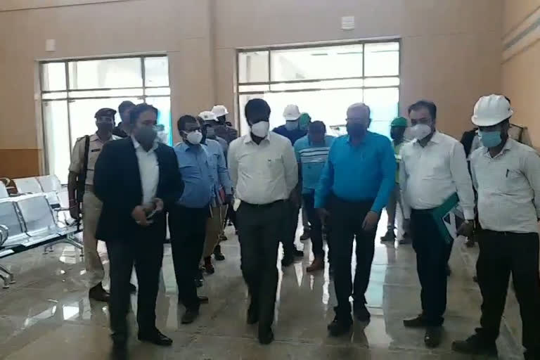 Deoghar DC Manjunath Bhajantri inspected AIIMS building and airport