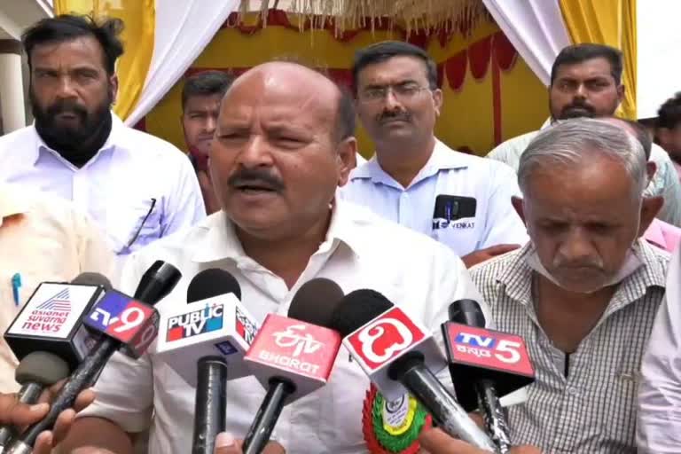 MLA  H. K. Kumaraswamy reaction