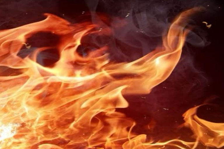 fire breaks out in bengaluru