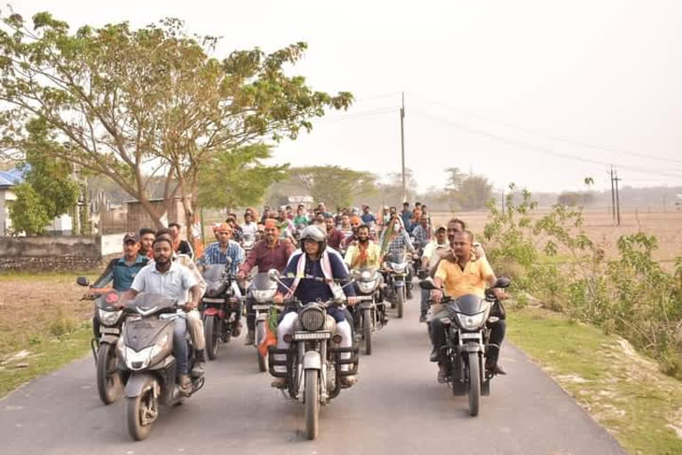 গুৰুজ্যোতি দাসৰ সমৰ্থনত মঙলদৈত বিশাল বাইক ৰেলী