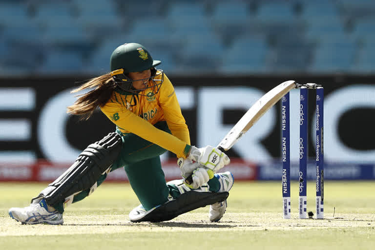 south africa women beat india women by 8 wickets in 1st t20i