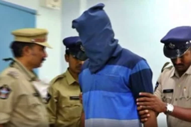 Indian Army Soldier Tries Theft And Gets Arrested