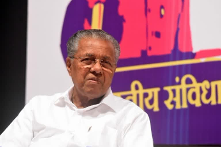 Vijayan blames Congress, BJP for rising oil prices