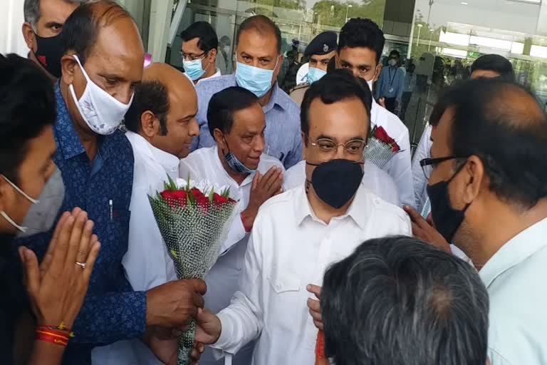 Ajay Maken reached Jaipur Airport  Jaipur news