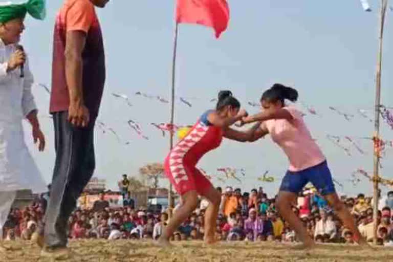 people-are-stunned-to-see-the-stakes-of-women-wrestlers-in-bihar