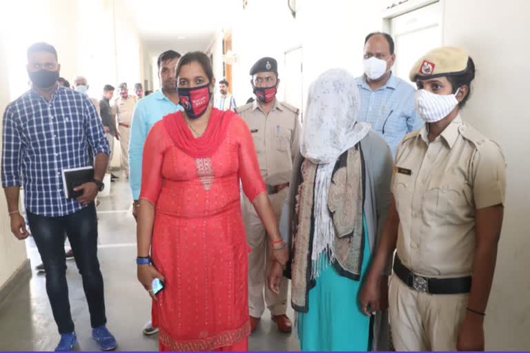 Women Drug smuggler arrested in Hisar