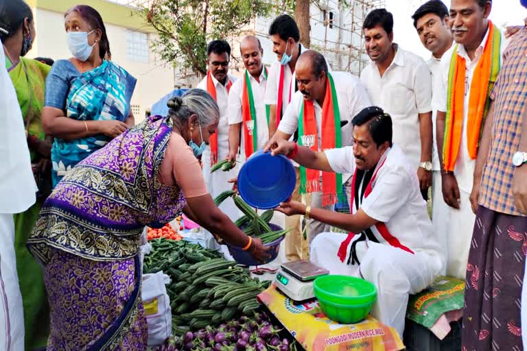 அதிமுக வேட்பாளர் ஜெயராம்