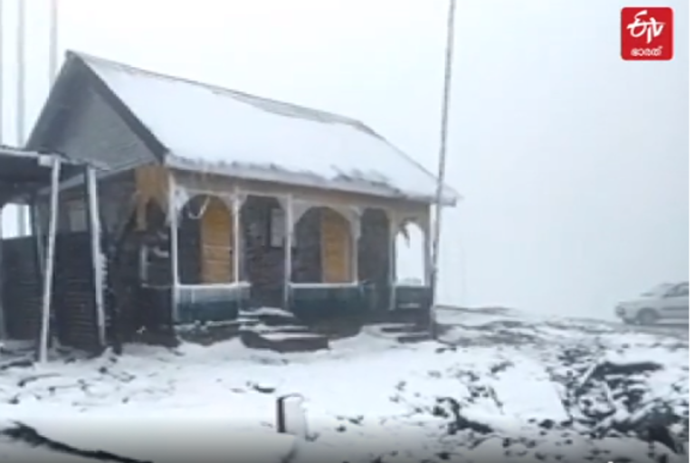 Snowfall in higher reaches of Kashmir  മഞ്ഞ് വീഴ്‌ച  കശ്മീരിൽ മഞ്ഞ് വീഴ്‌ച  സ്‌കീ റിസോർട്ട്  Snowfall  Kashmir Snowfall  ski-resort  Baramulla district  waterlogging