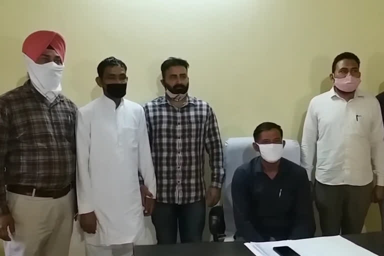 Fatehabad Vigilance arrested Patwari