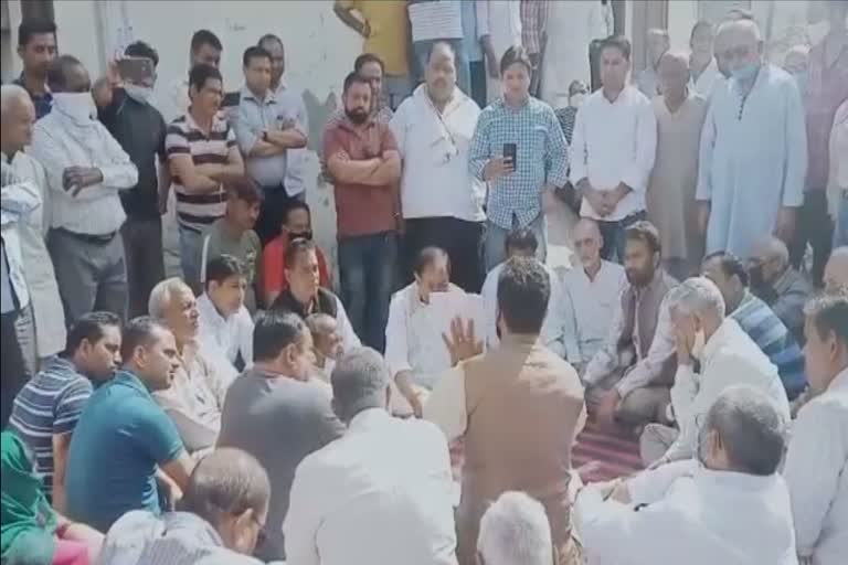 sanjay garg protests against officers rudeness in saharanpur