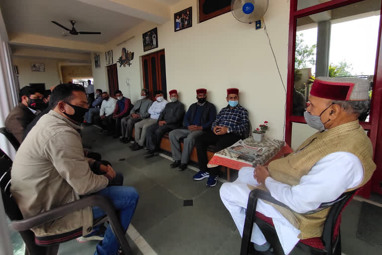 Rohru BJP mandal met former CM Dhumal in hamirpur