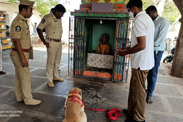 వినాయ‌కుడి విగ్ర‌హం చేయి ధ్వంసం చేసింది... మతిస్థిమితం లేని మహిళే!