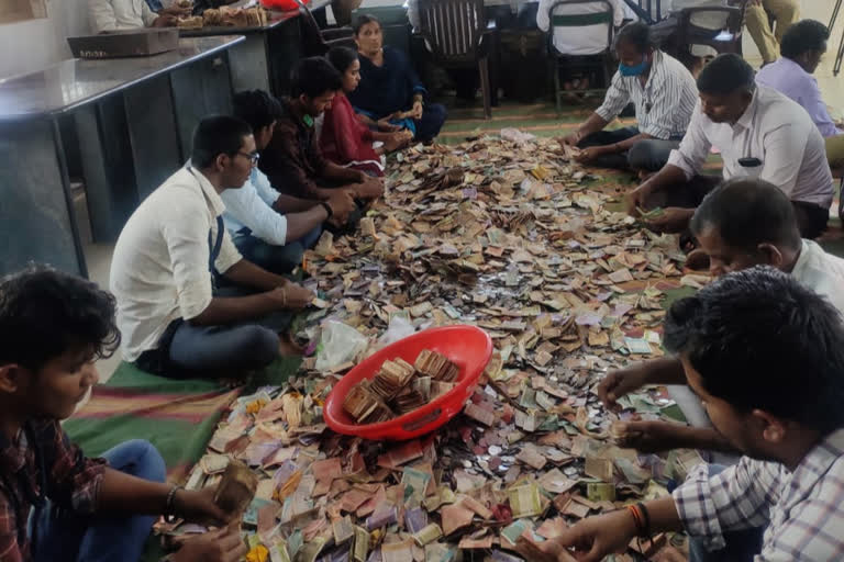 27.23 lac collected during Mailareshwara fair