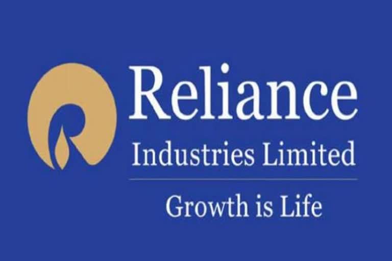 Reliance market value down by Rs 55,000 crore