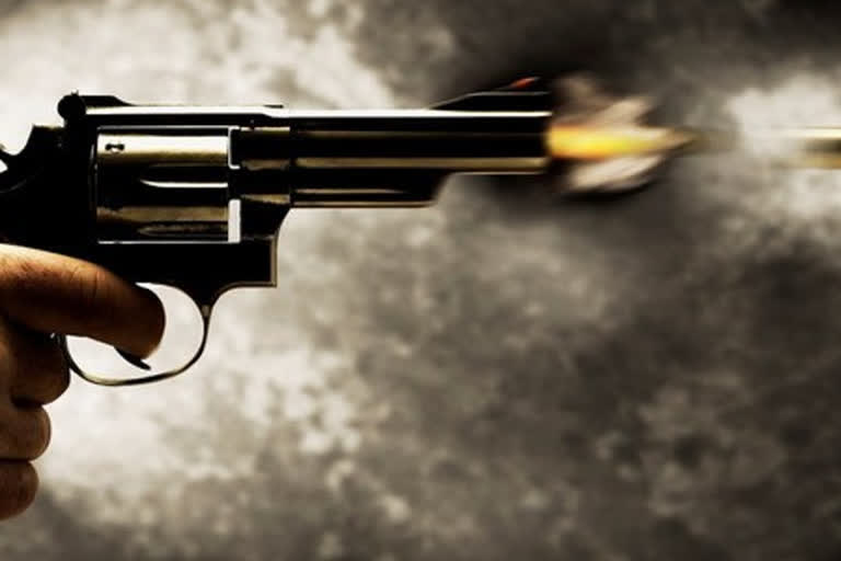 SPO shoots  fellow cop in Udhampur