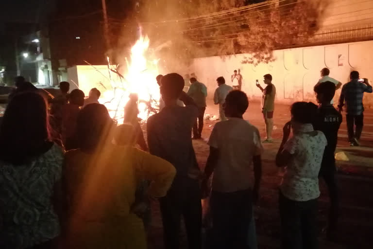 Holika dahan