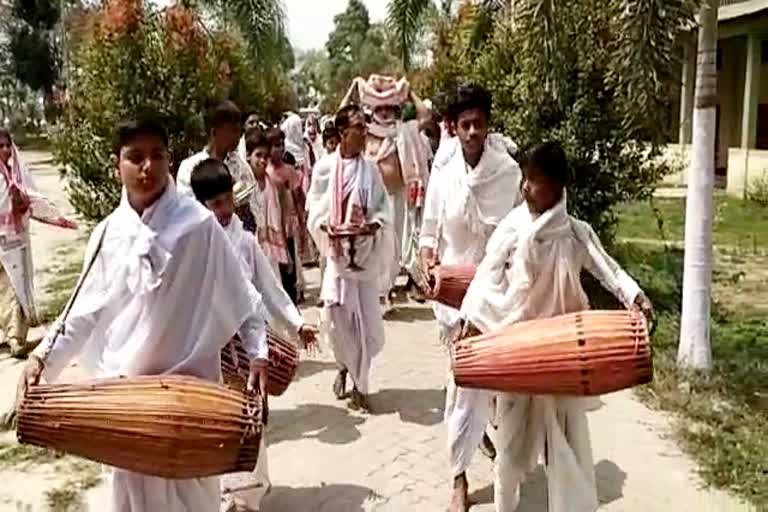 falgutsav-celebrate-letekupukhuri