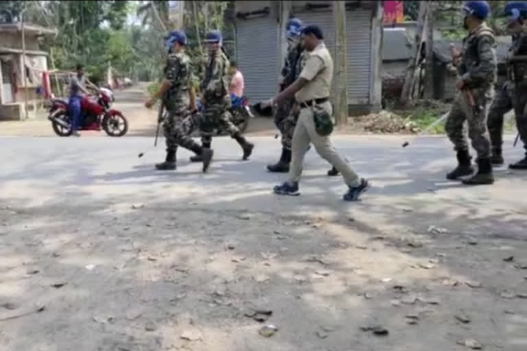 দলীয় পতাকা টাঙাতে গিয়ে বিজেপির হাতে আক্রান্ত হলেন তিন তৃণমূল কর্মী