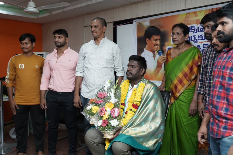 felicitation to young director