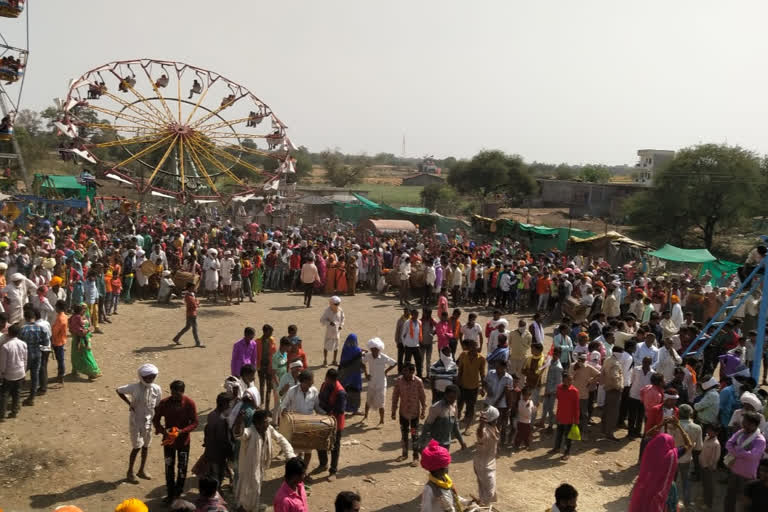 gal and chool in jhabua