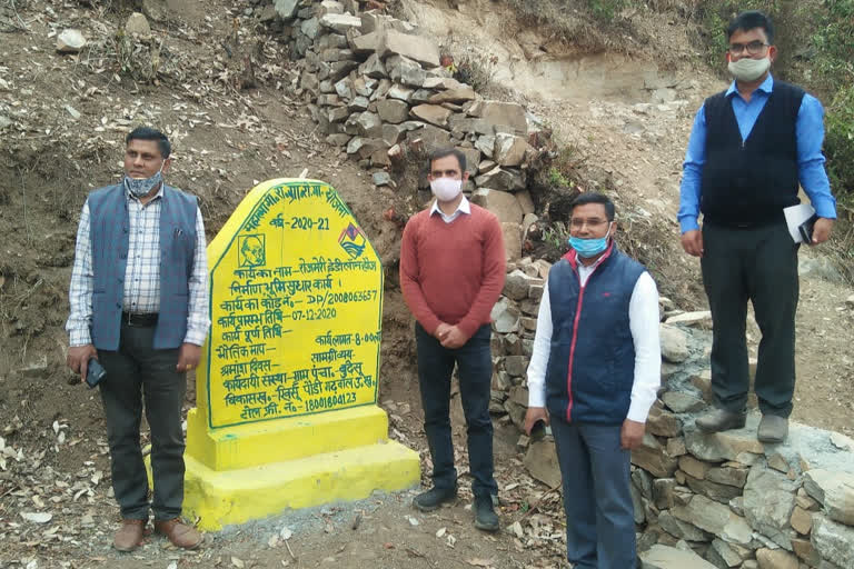 start_medicinal_plants_gardening in pauri