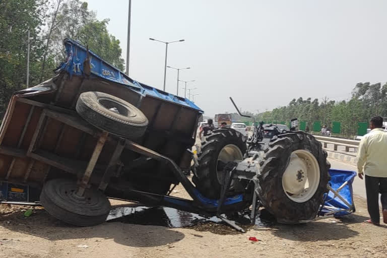 रोड़वेज बस ने ट्रैक्टर-ट्राली में जोरदार मारी टक्कर