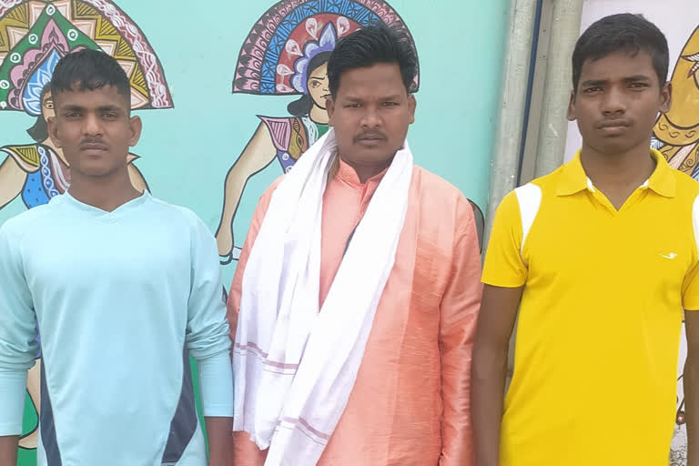 Two wrestling players selected in Jharkhand sub junior team in Lohardaga