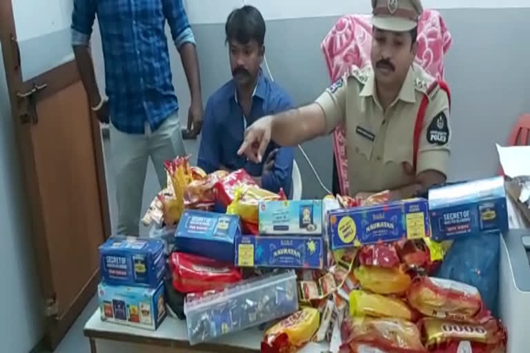 tappachabutra,  Police raids ,  gutka