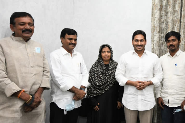 Amjad Basha meet Cm jagan