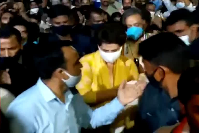 priyanka gandhi attukal temple visit  ആറ്റുകാൽ ദർശനം  പ്രിയങ്ക ഗാന്ധി  തിരുവനന്തപുരം  priyanka gandhi in attukal  k muraleedharan  kM  nemom