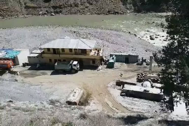 crusher plant running in violation of the orders of the NGT in kinnaur