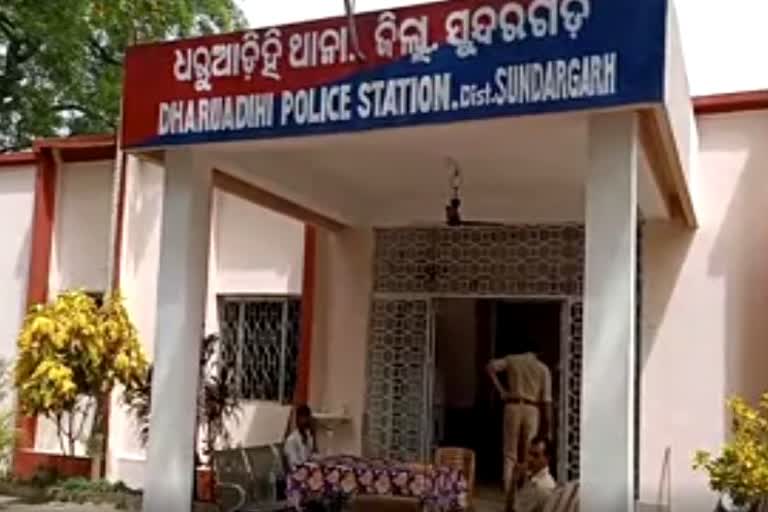 ପ୍ରେମକରି ଖୁଡି-ପୁତୁରା ଫେରାର: ନିସ୍ତୁକ ବାଡେଇଲେ ପରିବାର ଲୋକେ