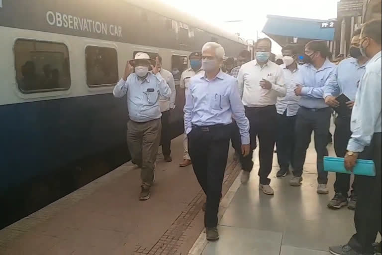 commissioner of railway safety inspects tata almond mountain section