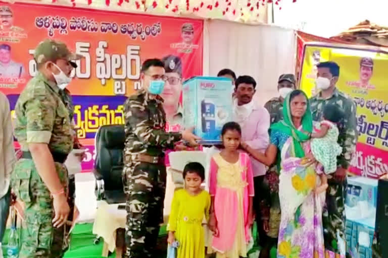 badradri sp, sunil dutt distributed water filters