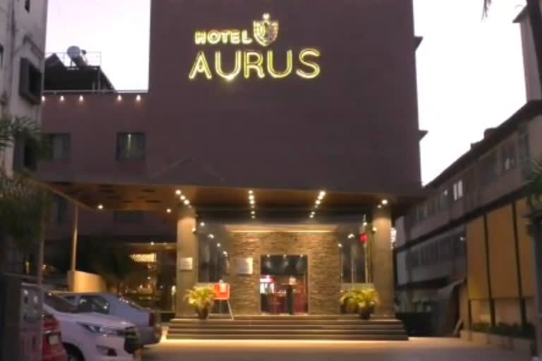 हॉटेल ऑरस, Hotel aurus license suspended, Hotel aurus, Hotel aurus ahmednagar