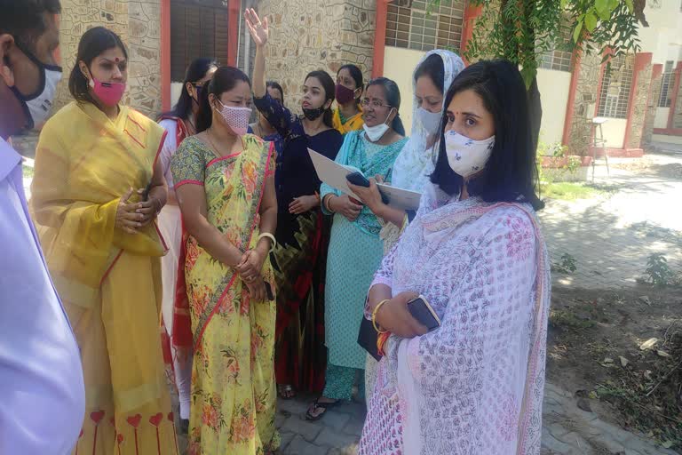 Sangeeta Beniwal inspects schools, Sangeeta Beniwal visits Ajmer