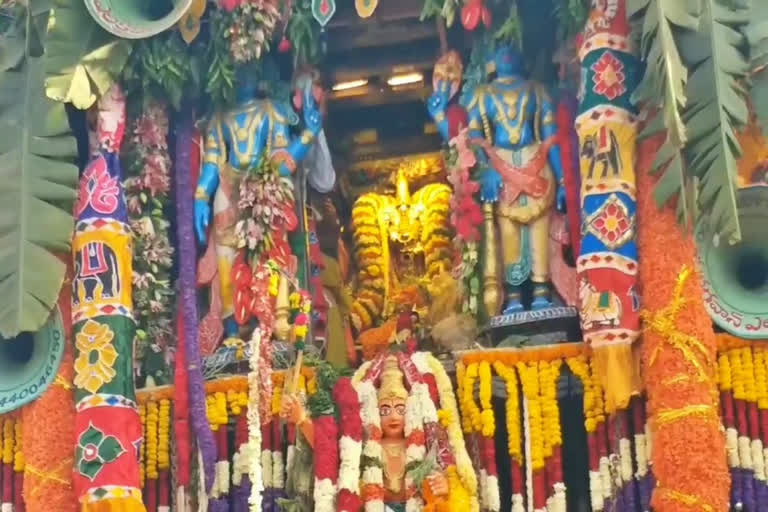 Lakshmi Narasimha's chariot festival