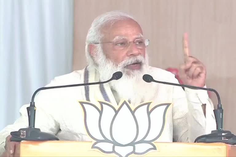 People of Kerala fed up with LDF, UDF; want change and development agenda of BJP: PM Modi