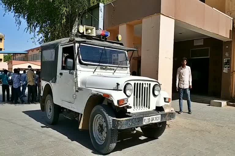 Overturned car in churu,  Road accident in rajasthan