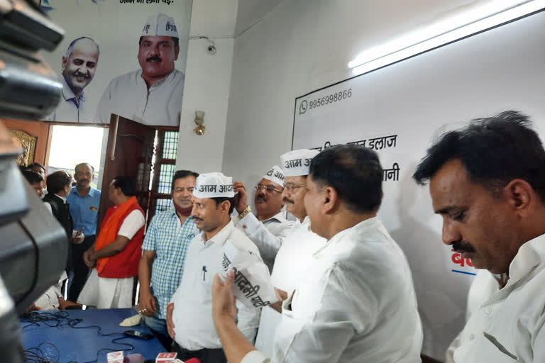 aap-adopted-delhi-formula-to-increase-strength-in-uttar-pardesh