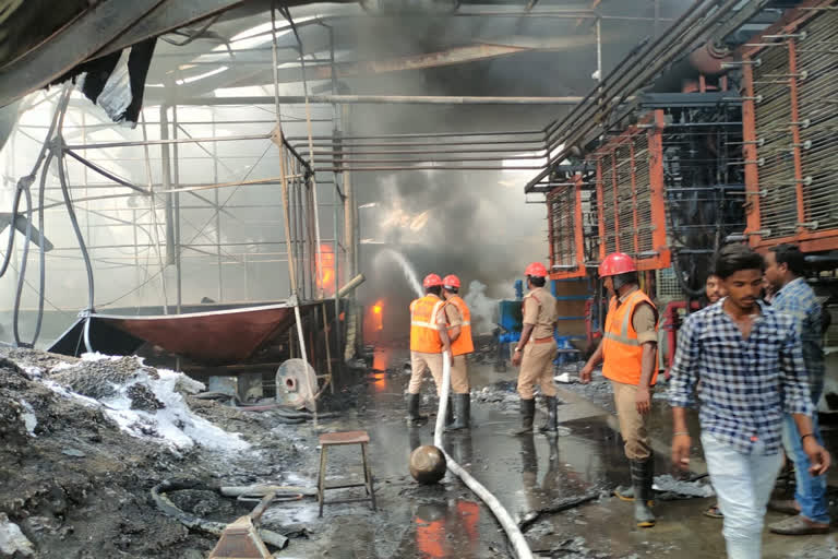 unguturu thermokol fire accident