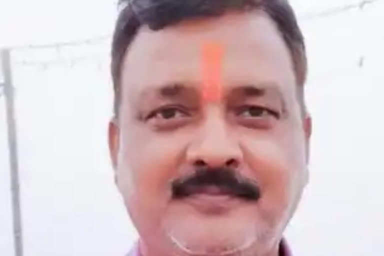 BJP sector incharge shot dead in Gorakhpur  Local BJP leader shot dead in Gorakhpur  brajesh singh  BJP candidate for gram panchayat killed  ഗോരഖ്‌പൂരിൽ ബി.ജെ.പി പ്രാദേശിക നേതാവ് വെടിയേറ്റ് മരിച്ചു  ഗോരഖ്‌പൂർ  ഗോരഖ്‌പൂർ ബി.ജെ.പി നേതാവ് കൊലപാതകം  കൊലപാതകം  ഗോരഖ്‌പൂർ കൊലപാതകം  ബ്രജേഷ് സിംഗ്  ഗുൽറിയ