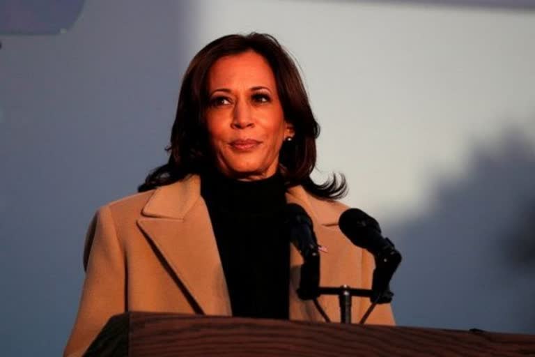 Kamala Harris condemns Capitol violence  Kamala Harris  Kamala Harris on Capitol violence  death of US Capitol Police Officer  വാഷിംഗ്‌ടണ്‍  അനുശോചനമറിയിച്ച് കമല ഹാരിസ്  കമല ഹാരിസ്